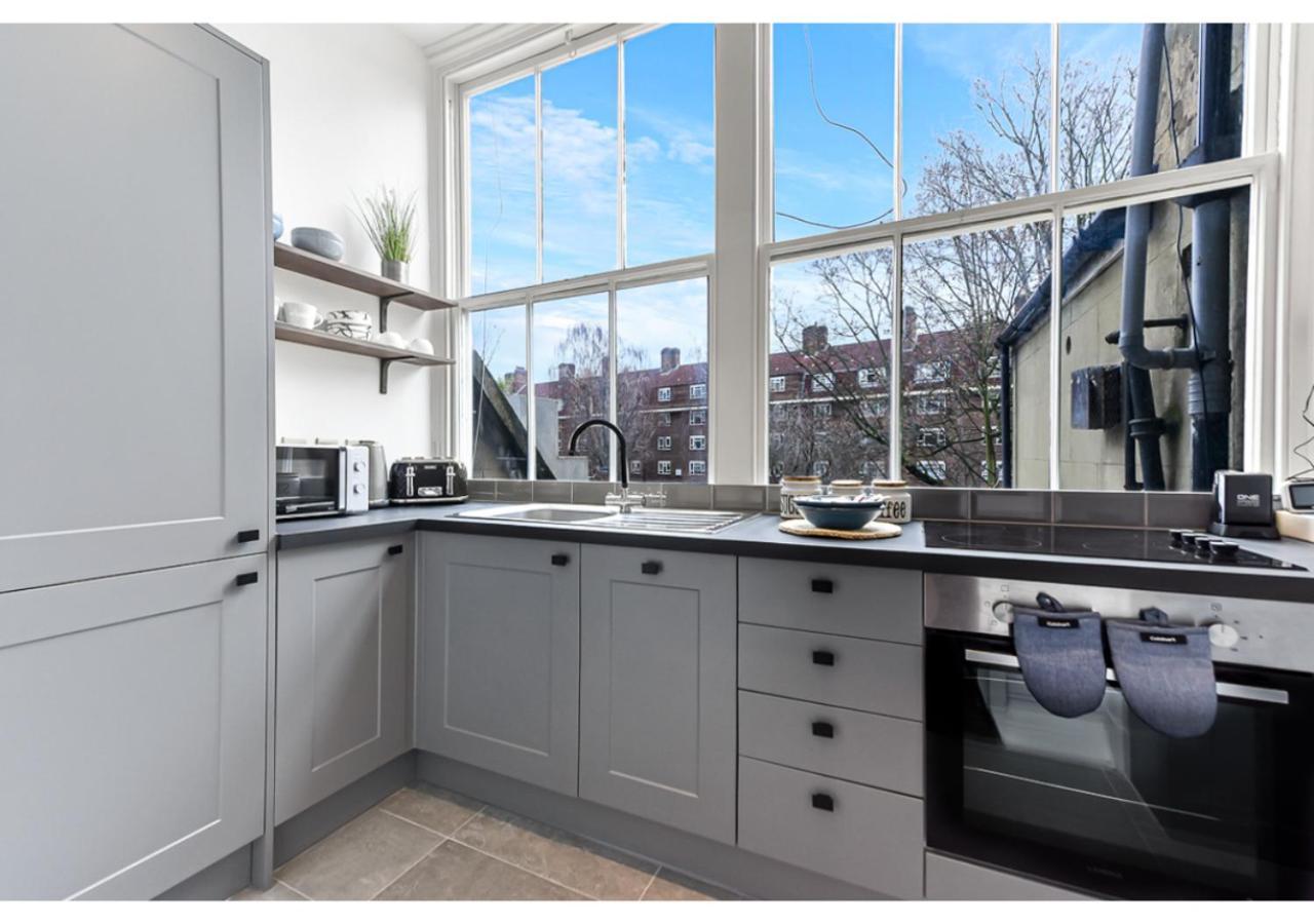Upscale Urban Haven: Luxury Flat Leilighet London Eksteriør bilde