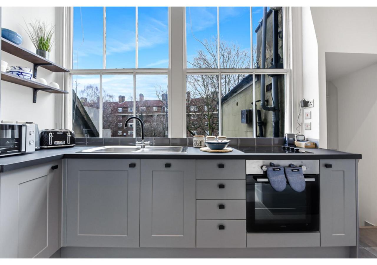 Upscale Urban Haven: Luxury Flat Leilighet London Eksteriør bilde
