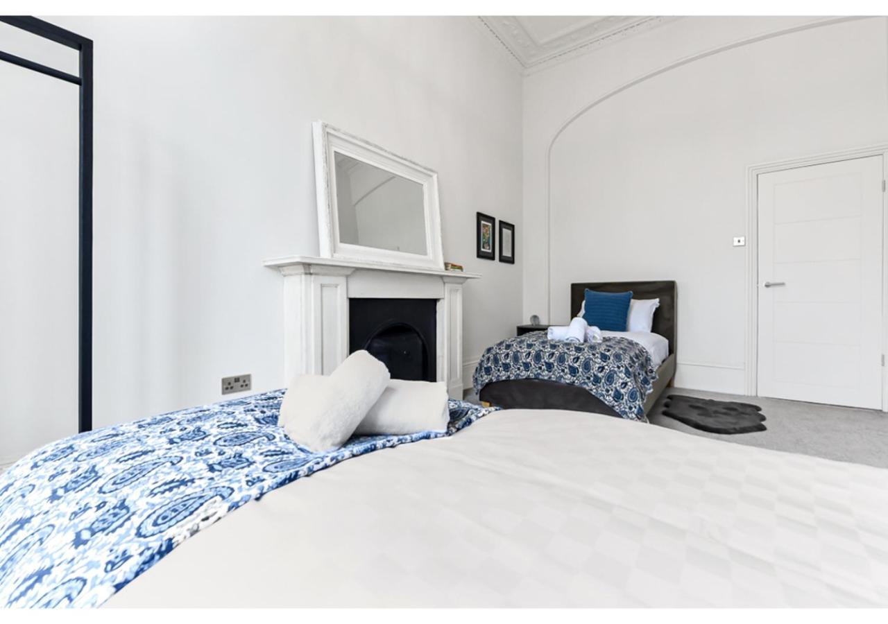Upscale Urban Haven: Luxury Flat Leilighet London Eksteriør bilde