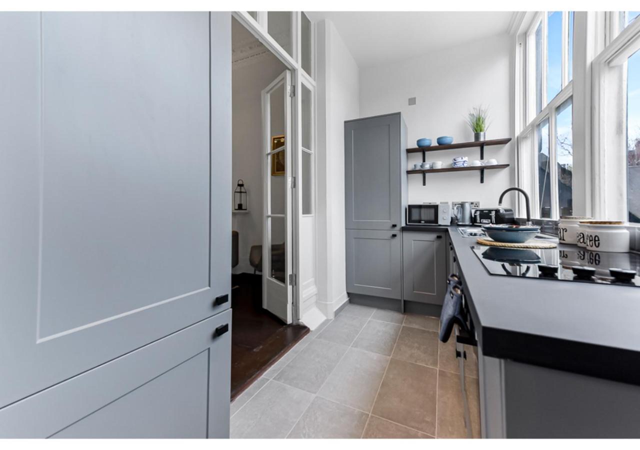 Upscale Urban Haven: Luxury Flat Leilighet London Eksteriør bilde